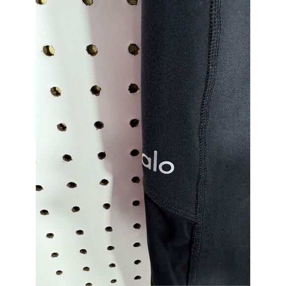 Alo Yoga mesh sheer side inserts leggings size L measures as  M - Picture 7 of 8